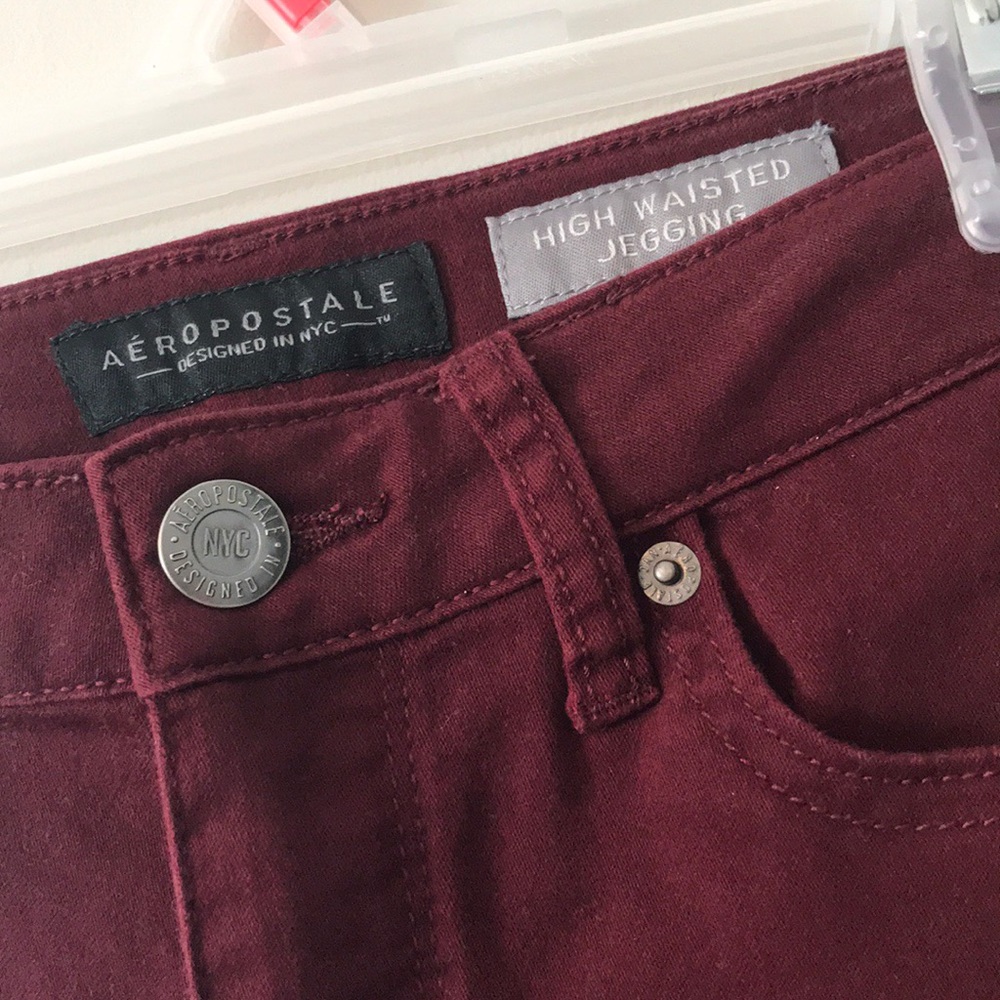 Maroon Aeropostale High-Waisted Jegging